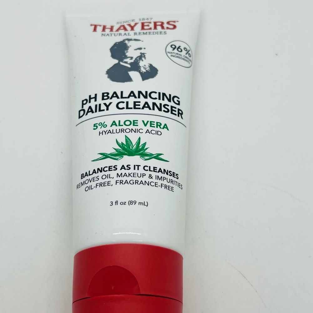 NWT Thayers pH Balancing Daily Cleanser With Aloe Vera Hyaluronic Acid 3 oz